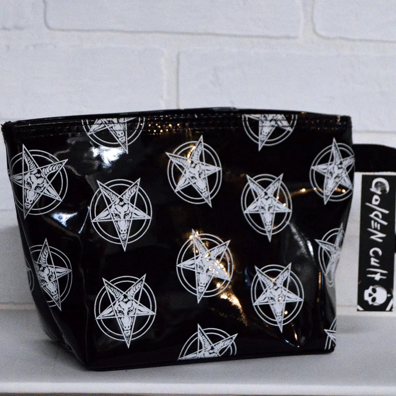 Cosmetiquera Satanic